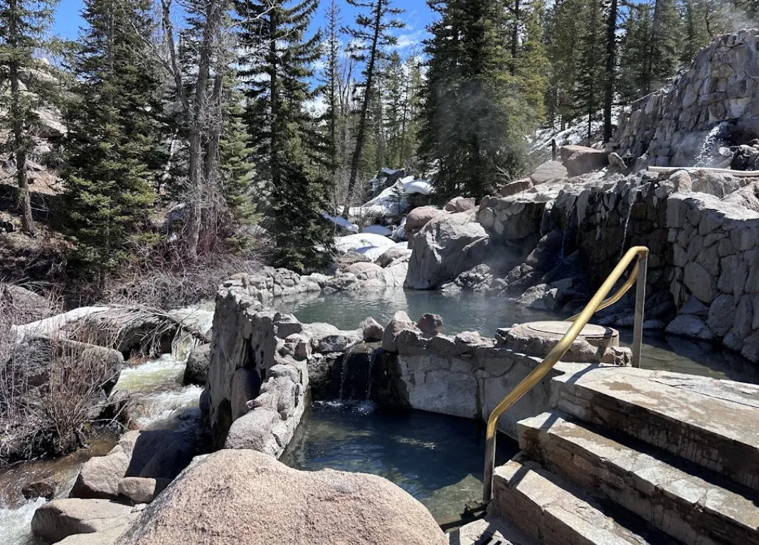 Budget Hot Springs USA