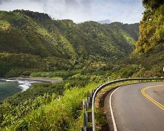 https://www.explore.com/img/gallery/the-safest-time-to-take-a-drive-on-the-famous-road-to-hana-in-maui/l-intro-1677091534.jpg